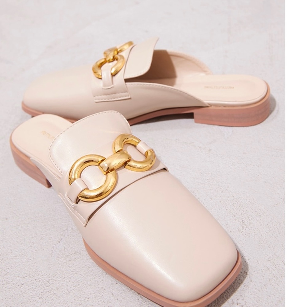 Cream Chain square Toe mules